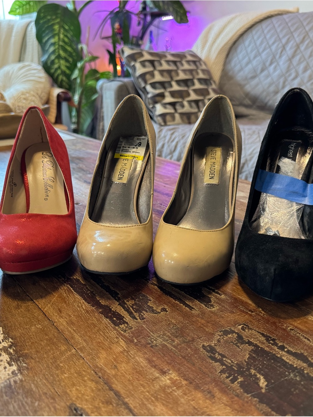 Steve Madden Beige Patent Round-Toe Pumps